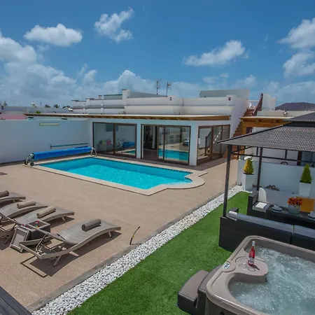 Casa Bonilla Con Piscina Climatizada Y Jacuzzi Nyaraló *